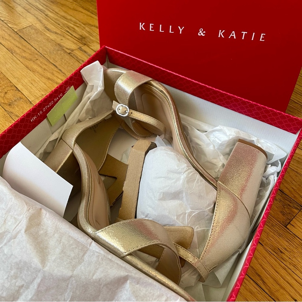 Kelly & Katie Gold Block Heel Sandals